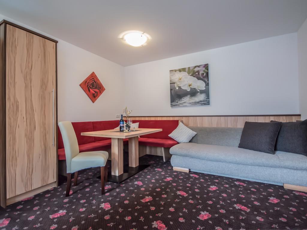 Hotel Felsenstueberl Sölden Kültér fotó