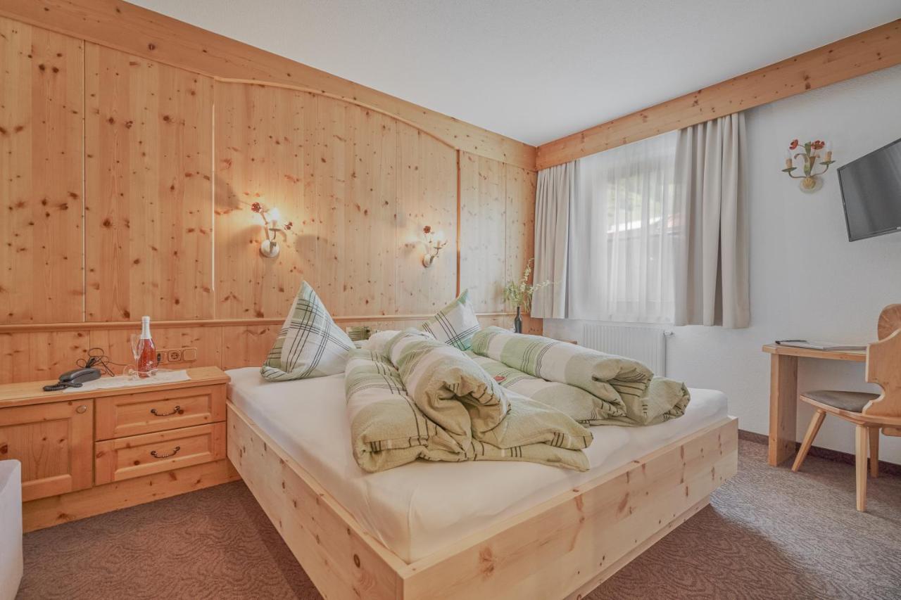 Hotel Felsenstueberl Sölden Kültér fotó